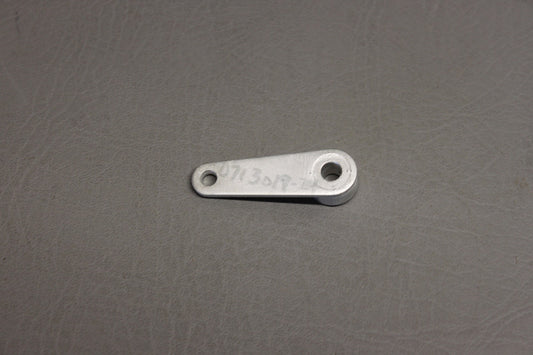 0713019-24 Cessna Arm Assy