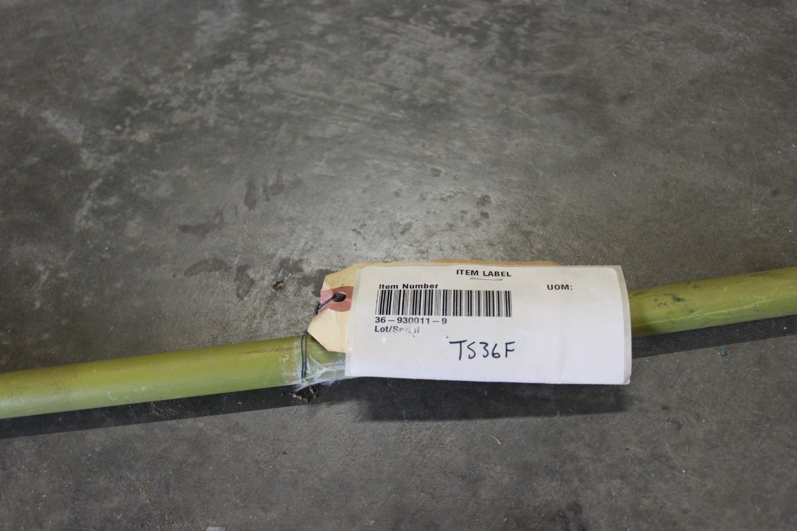 36-930011-9 Aircraft Rod
