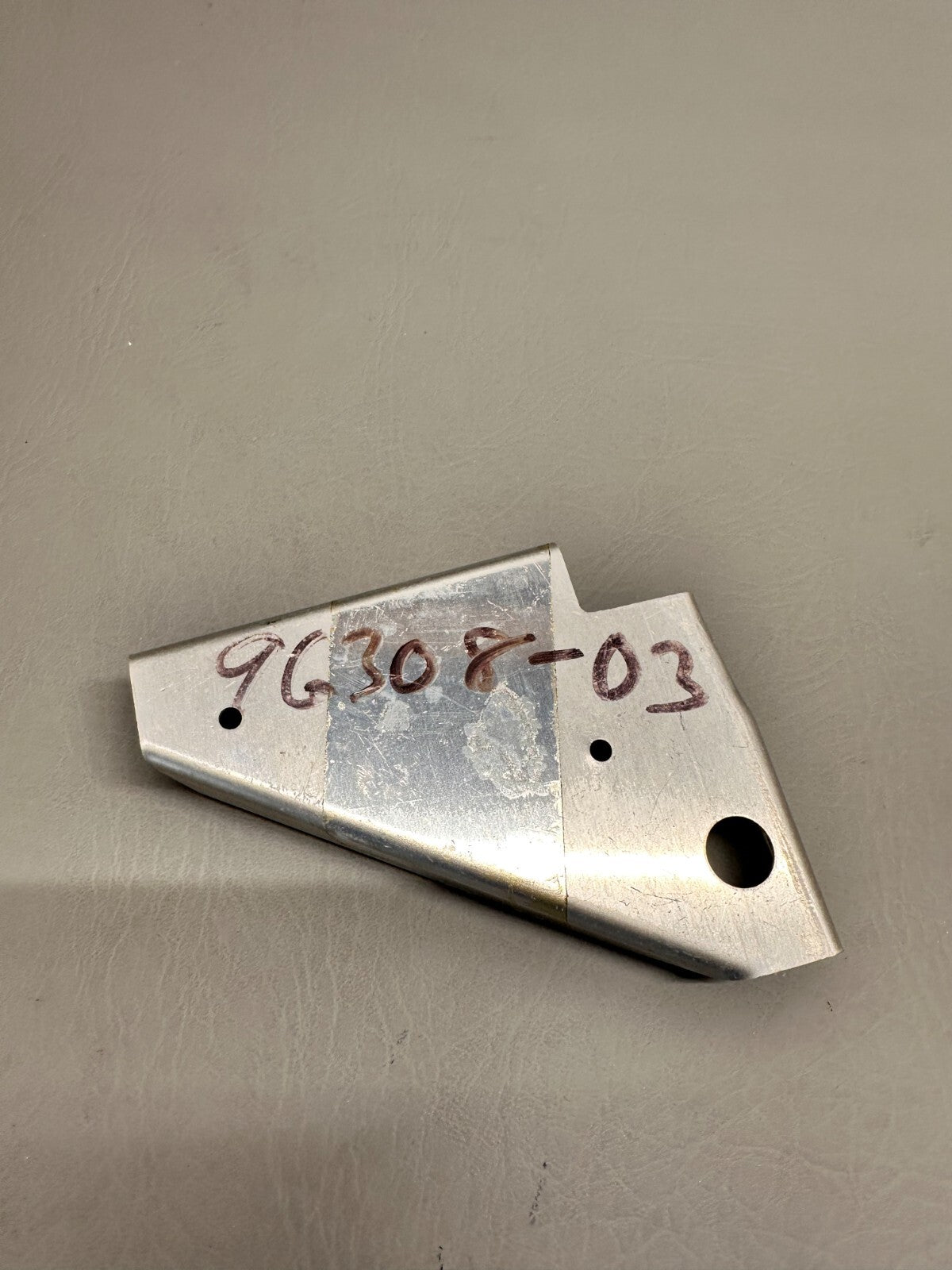 96308-003 Piper Bracket
