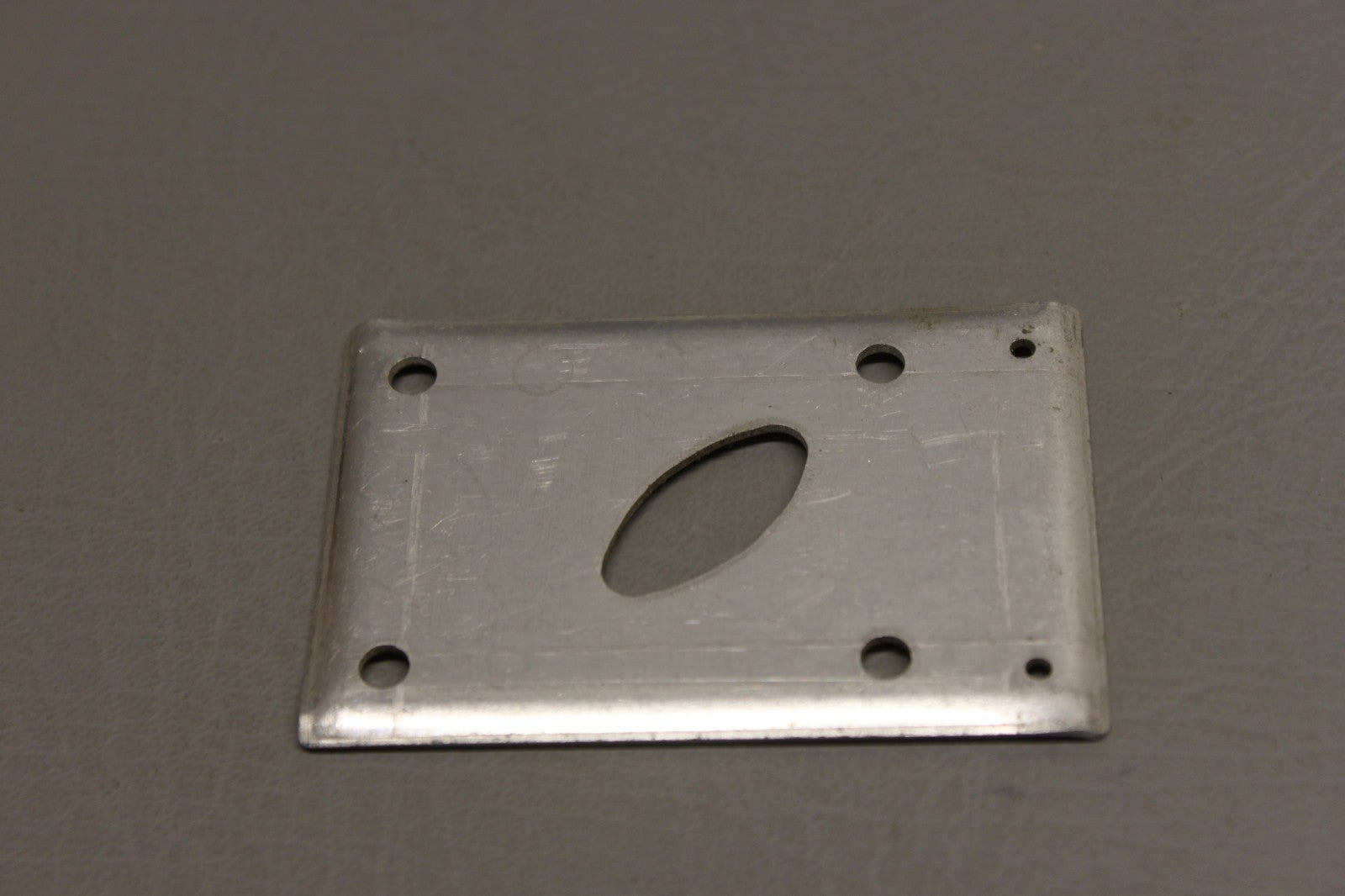 0700072-4 Cessna Plate
