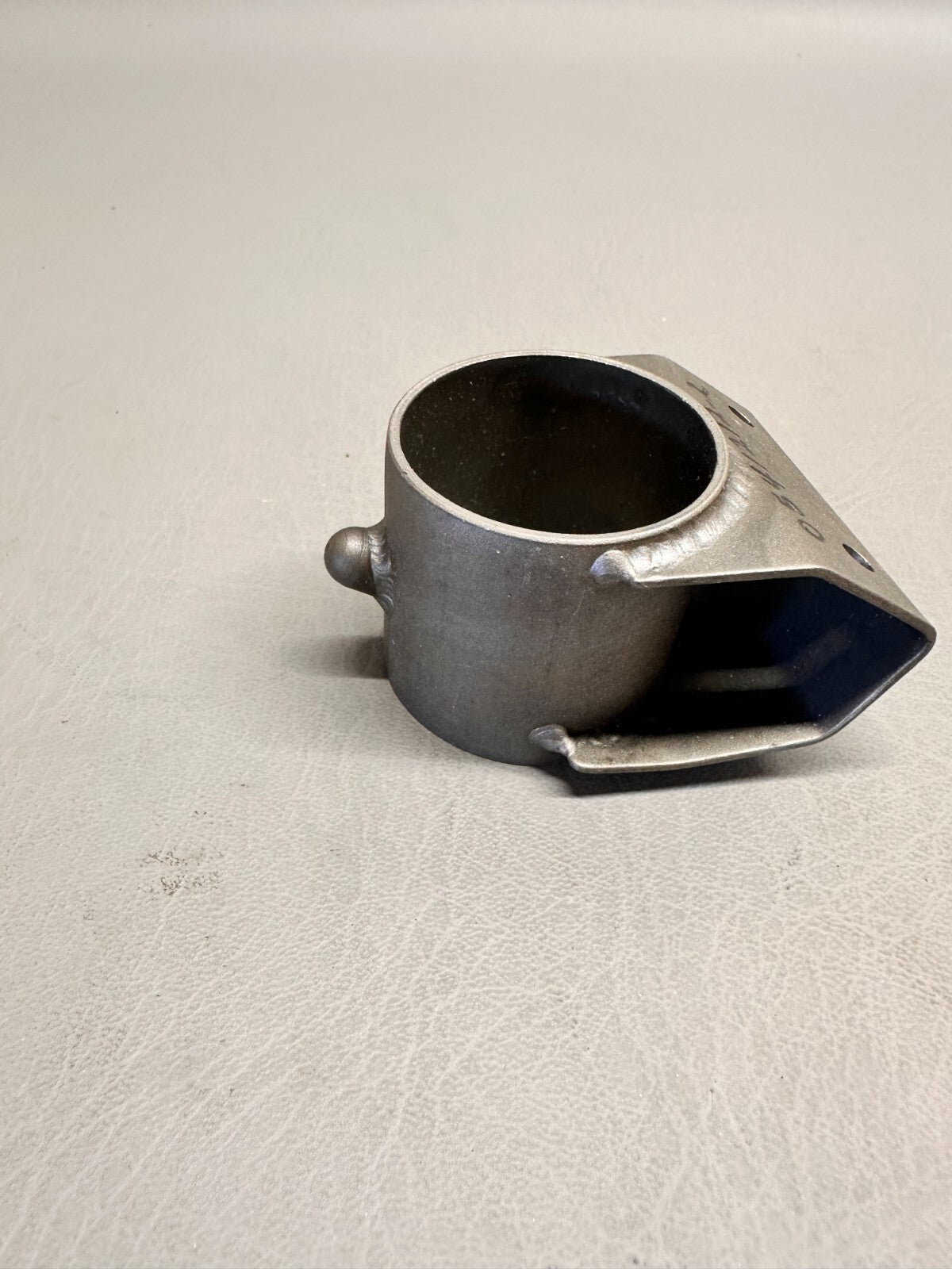 0541212-2 Cessna Bracket