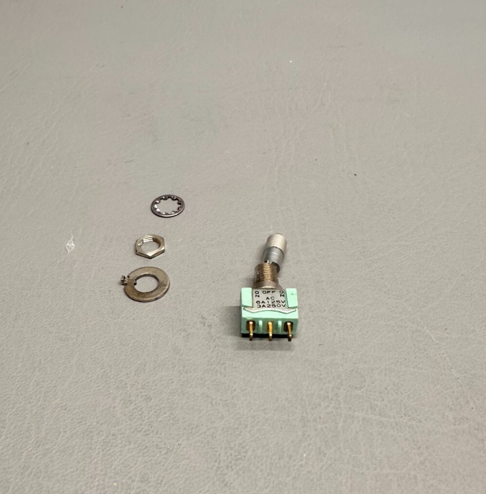 587-955 Piper Aircraft Switch