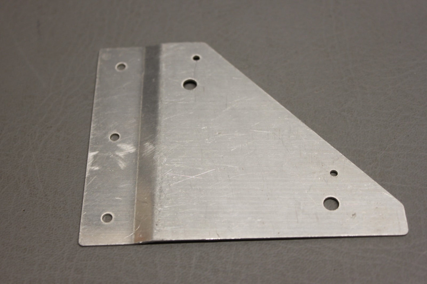 1713149-3 Cessna Nose Gear Support Gusset