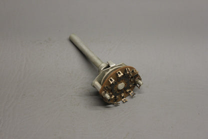 487-825 Piper Switch