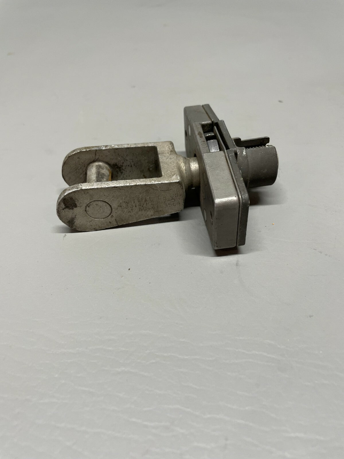 22100029-5 Aircraft Latch Assy