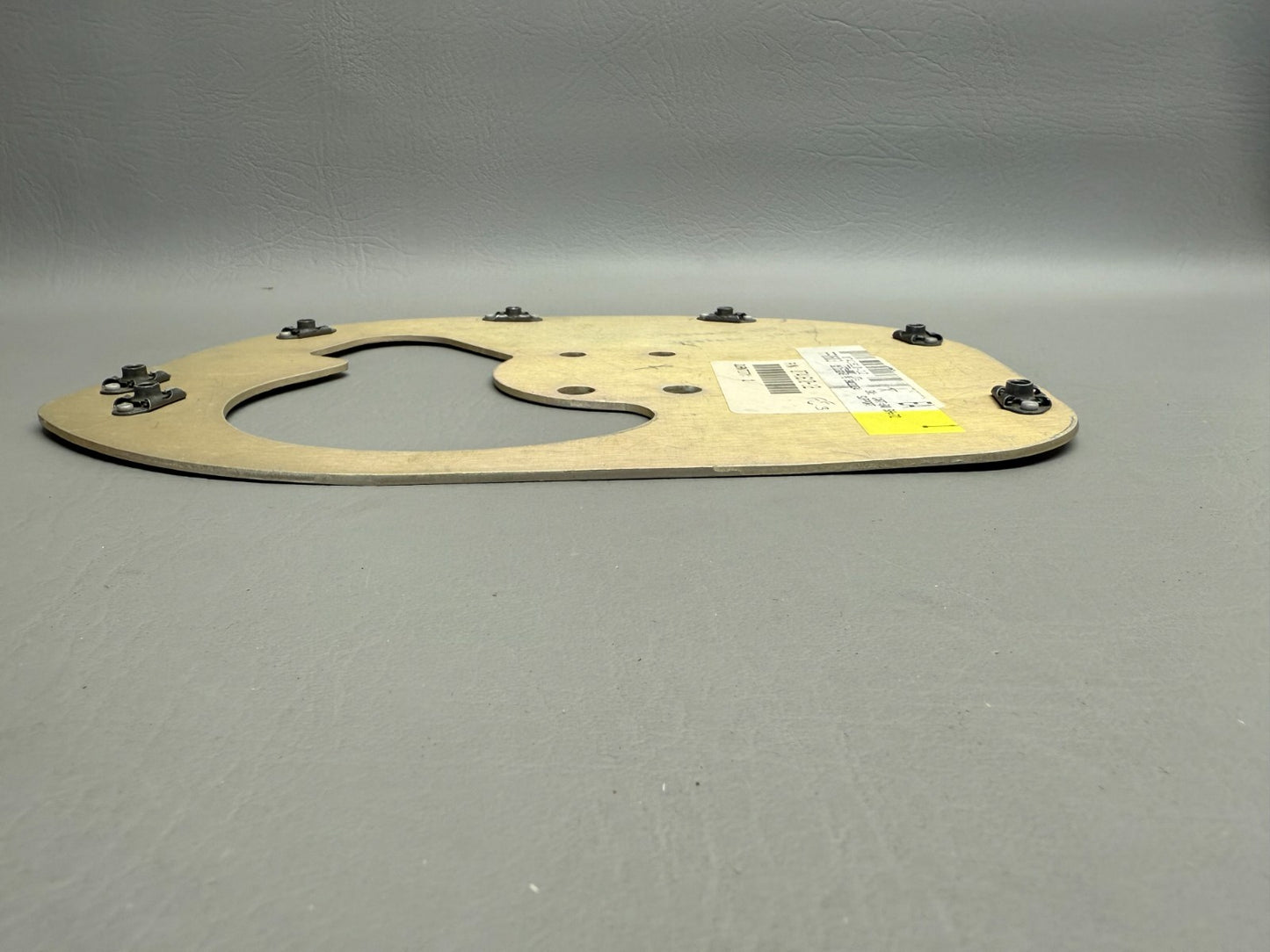 0741610-12 Cessna 172 RH Wheel Fairing Mounting Plate