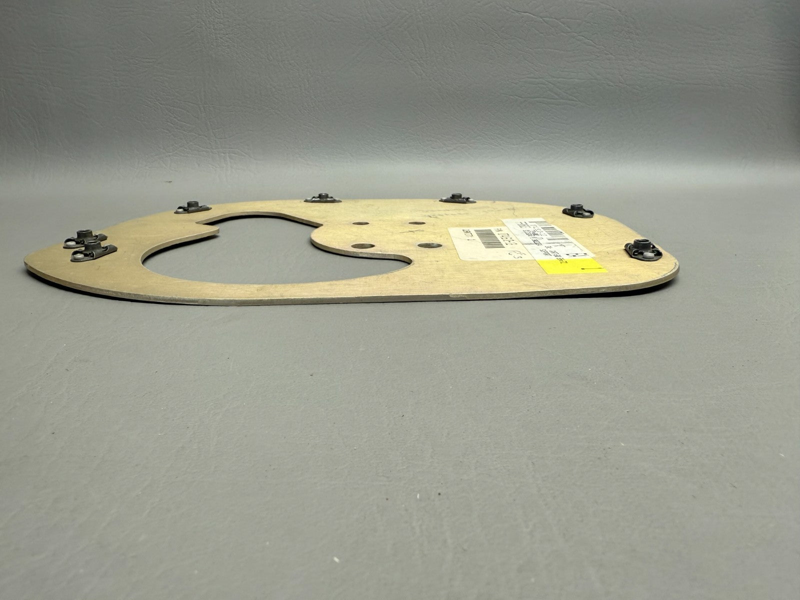 0741610-12 Cessna 172 RH Wheel Fairing Mounting Plate