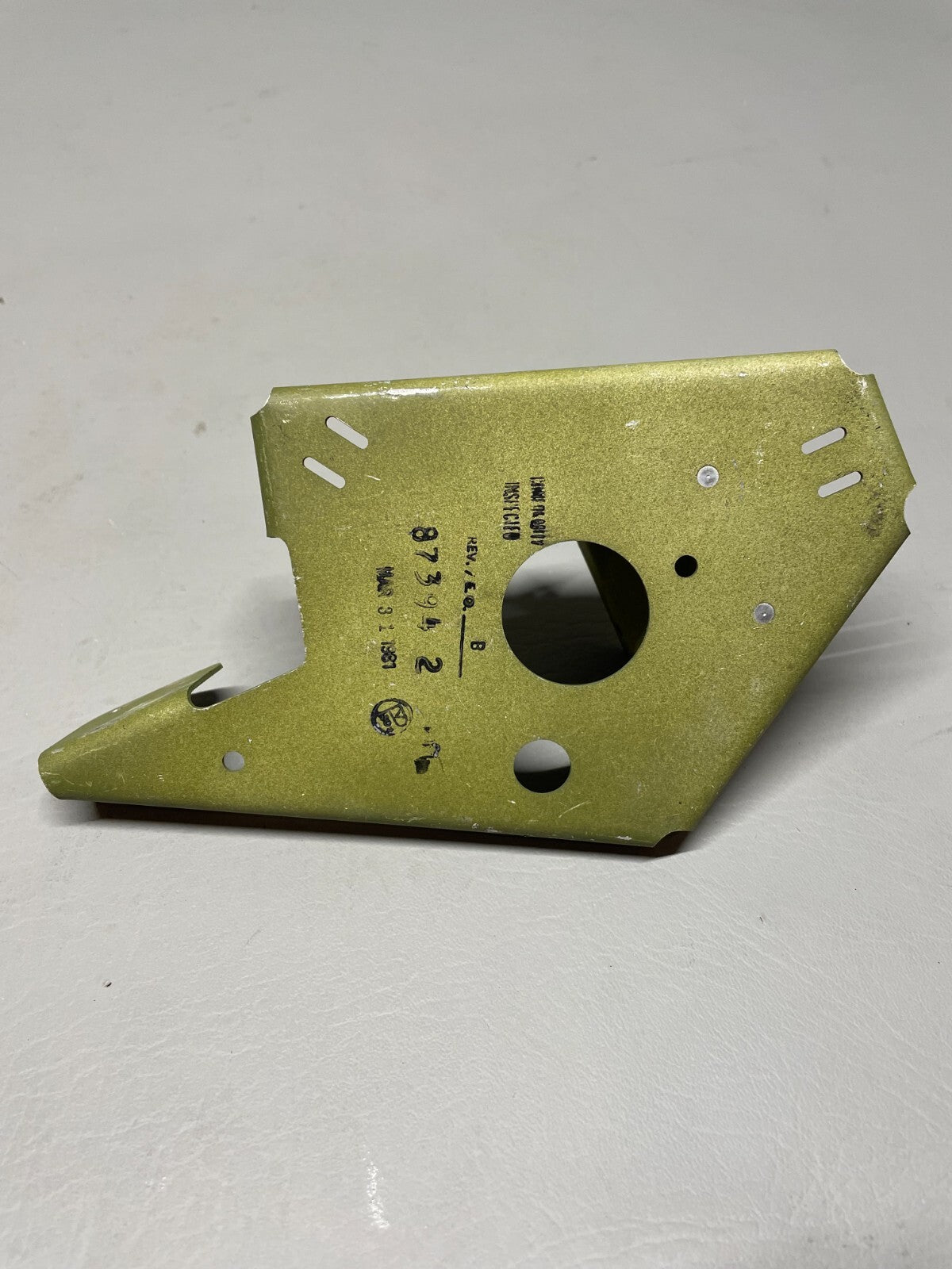 Piper Bracket Assy P/N 87394-002