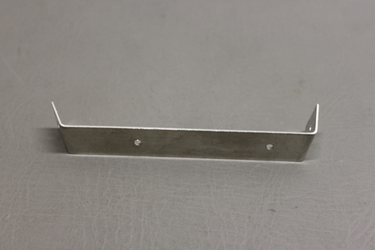 1706037-2 Cessna 177 Bracket Support