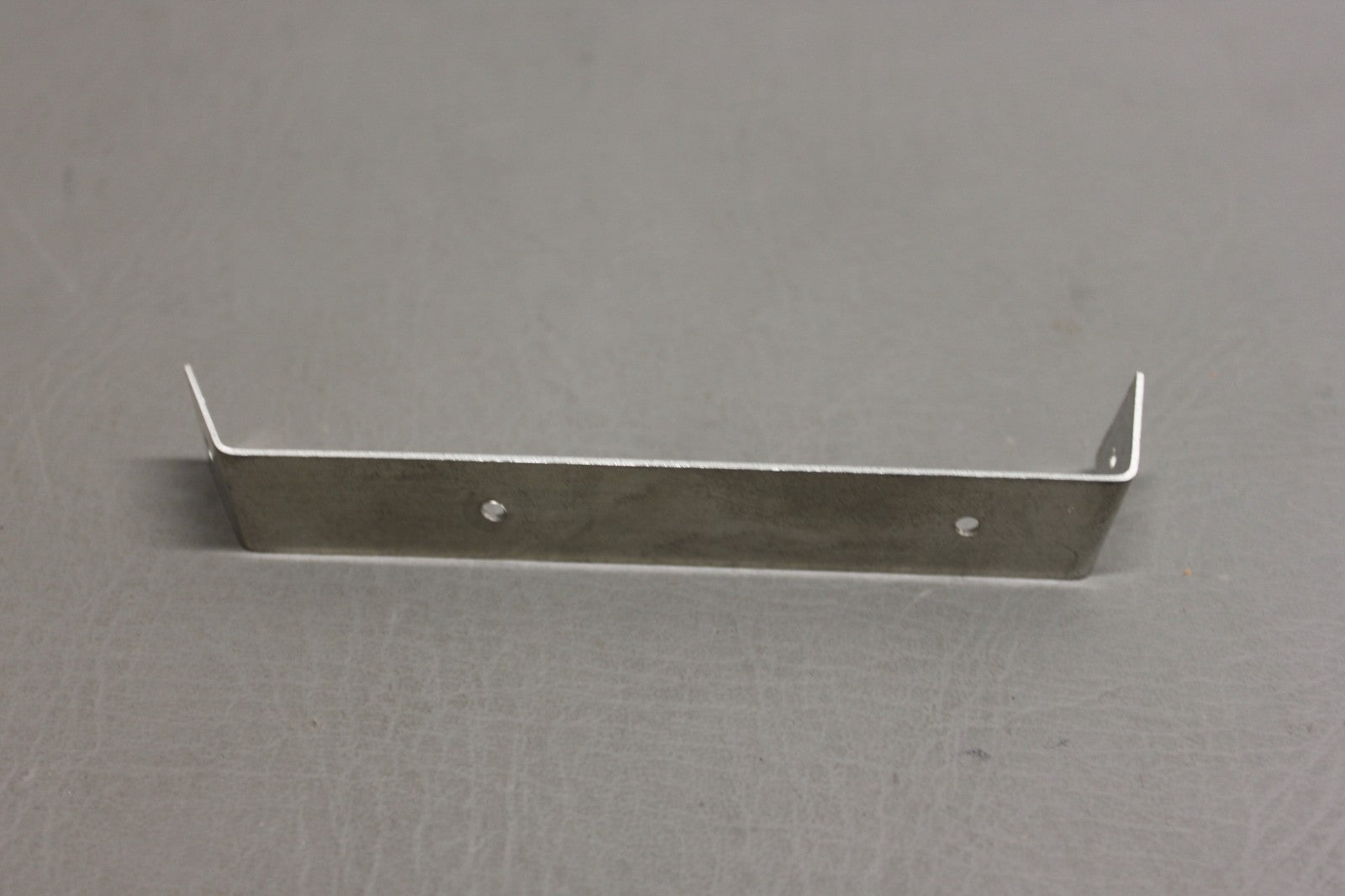 1706037-2 Cessna 177 Bracket Support