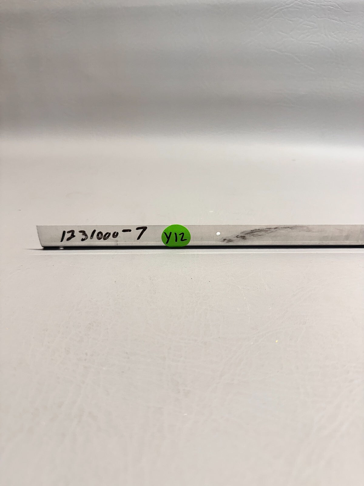 1231000-7 Cessna Leading Edge Stiffener