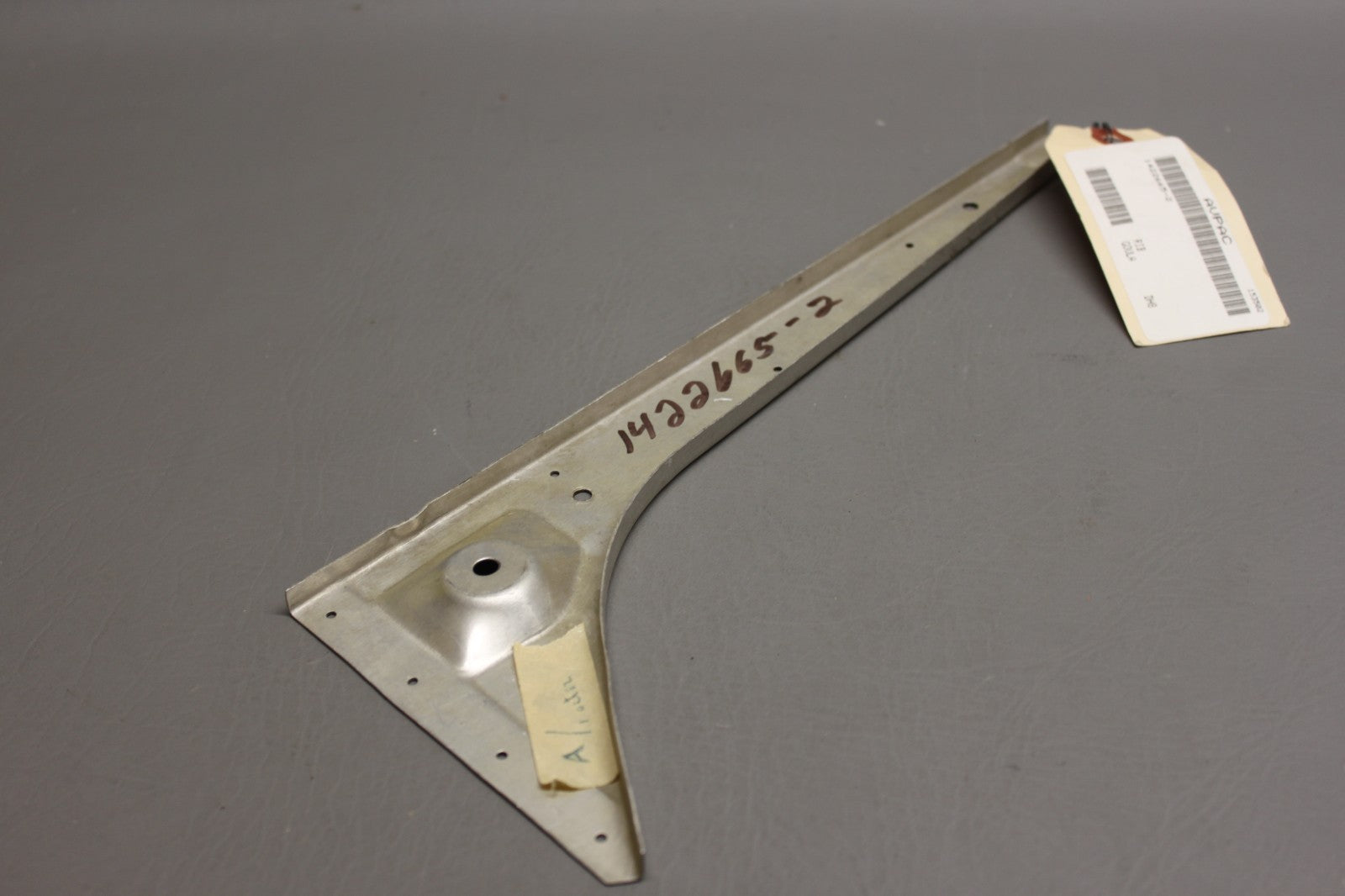 1422665-2 Cessna Rib