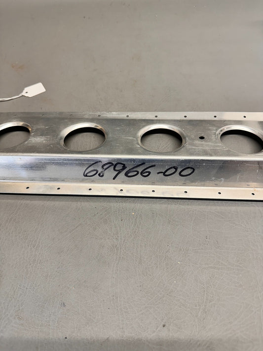 68966-000 Piper Web
