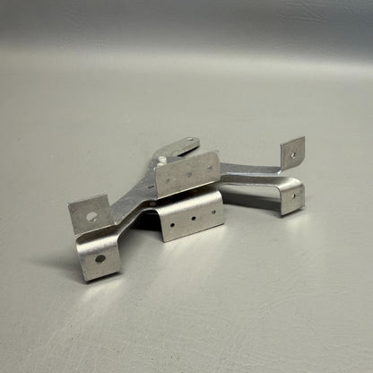 1217012-2 Cessna T210L Center Nose Gear Door Bracket Assy (NEW)