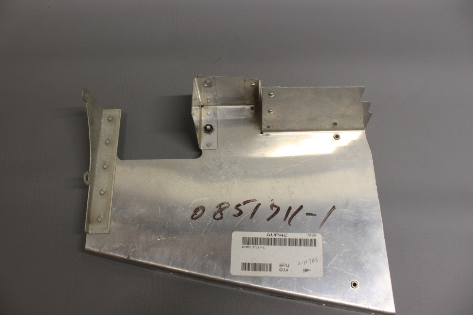 0851711-1 Cessna Baffle