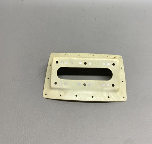 0812485-21 Cessna Bracket