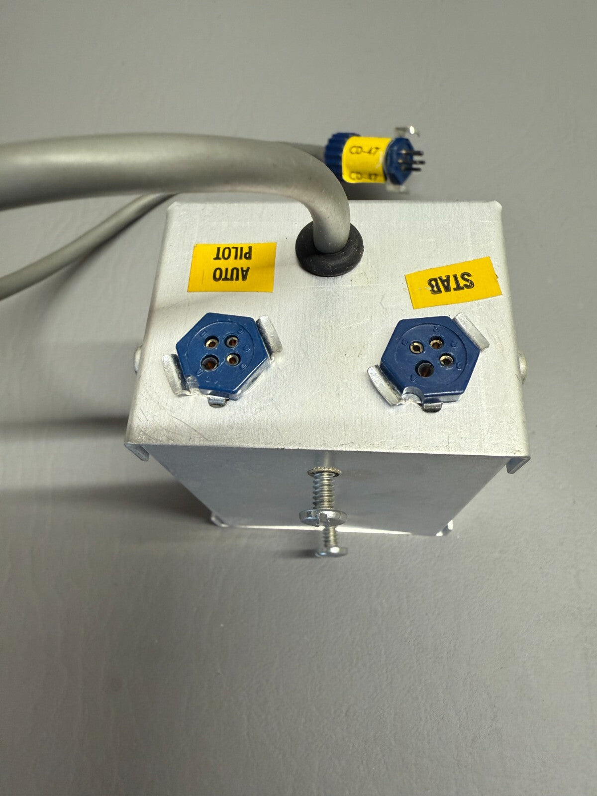 Mitchell Relay Box P/N 1B405-24