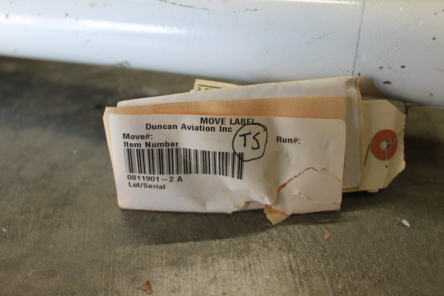 0811901-2 Cessna 310G Retractable Strut Step Assembly
