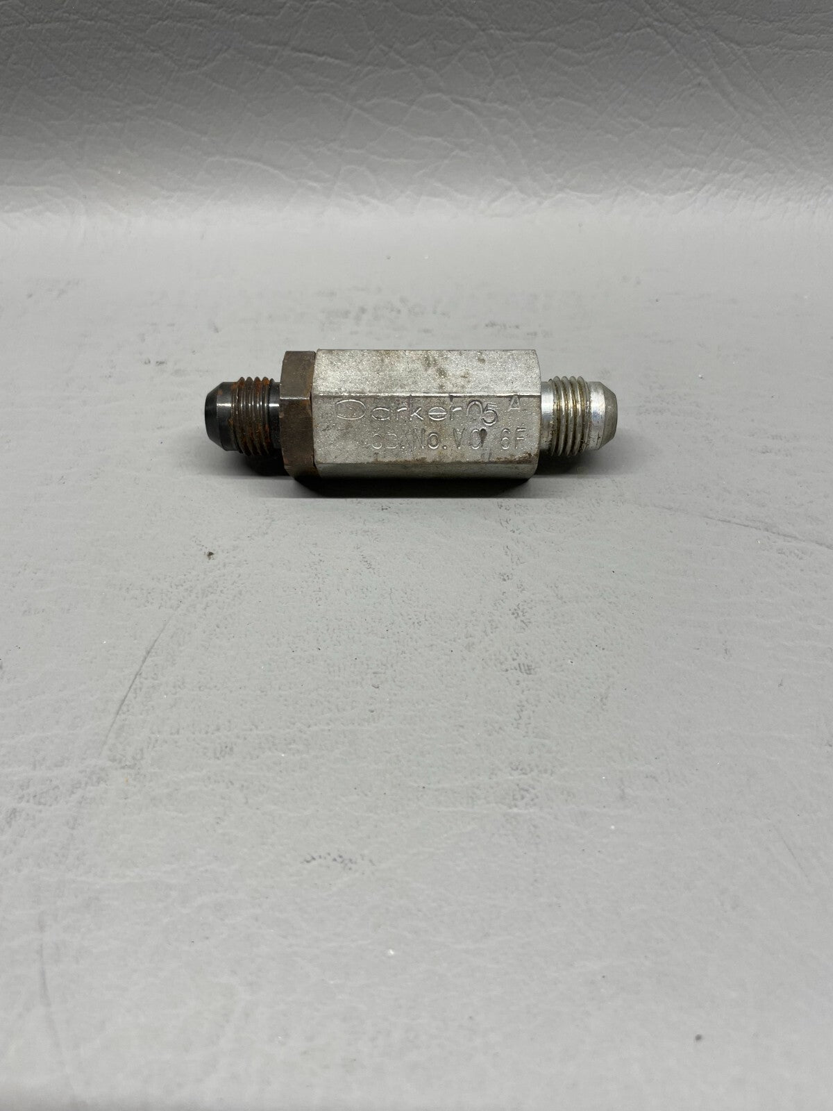 Parker VCL6F05A Valve Assy (NEW)