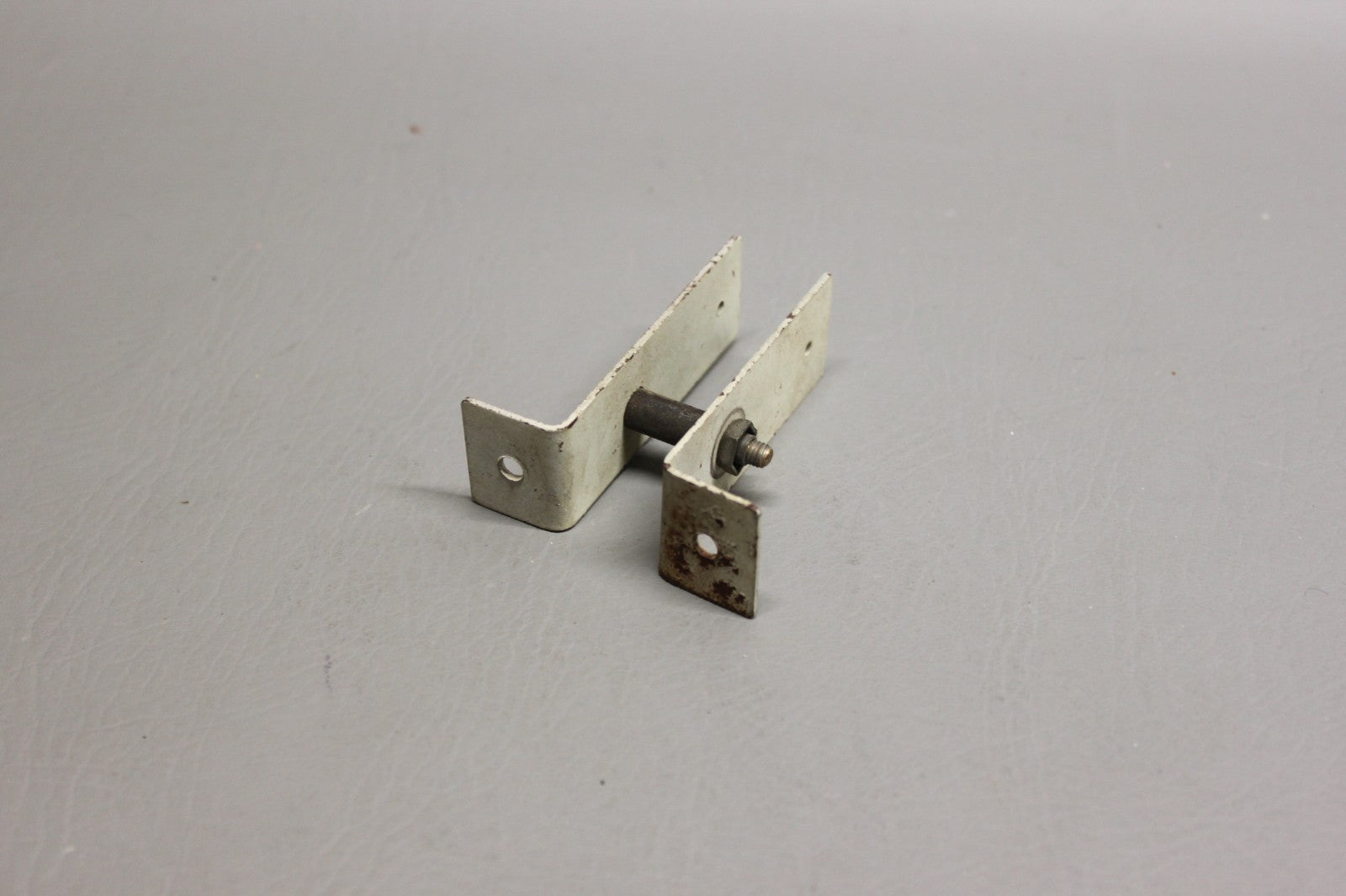 1600025-1 Cessna Support Assy