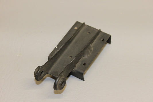 41881-002 Piper Hinge Assy