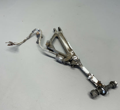 Piper Main Landing Gear Link Assy P/N 20766