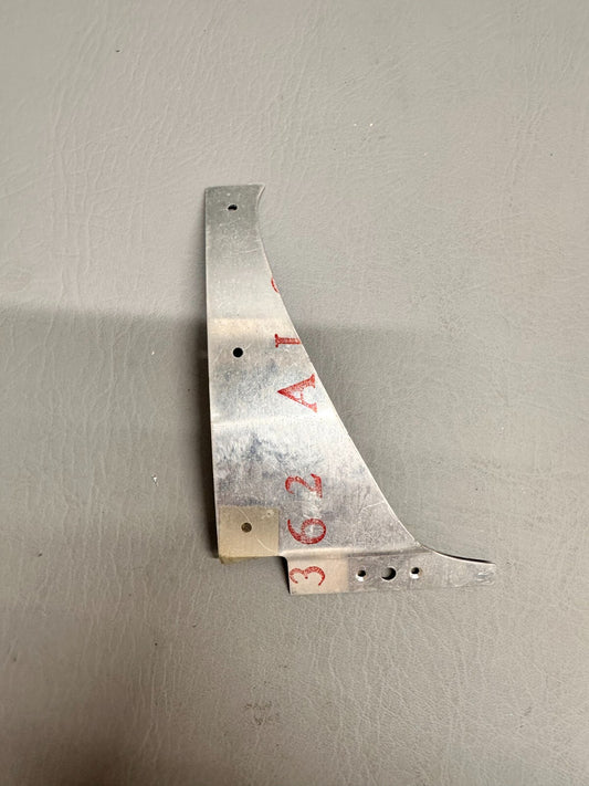 0550162-6 Cessna 170 Prop Spinner Fillet