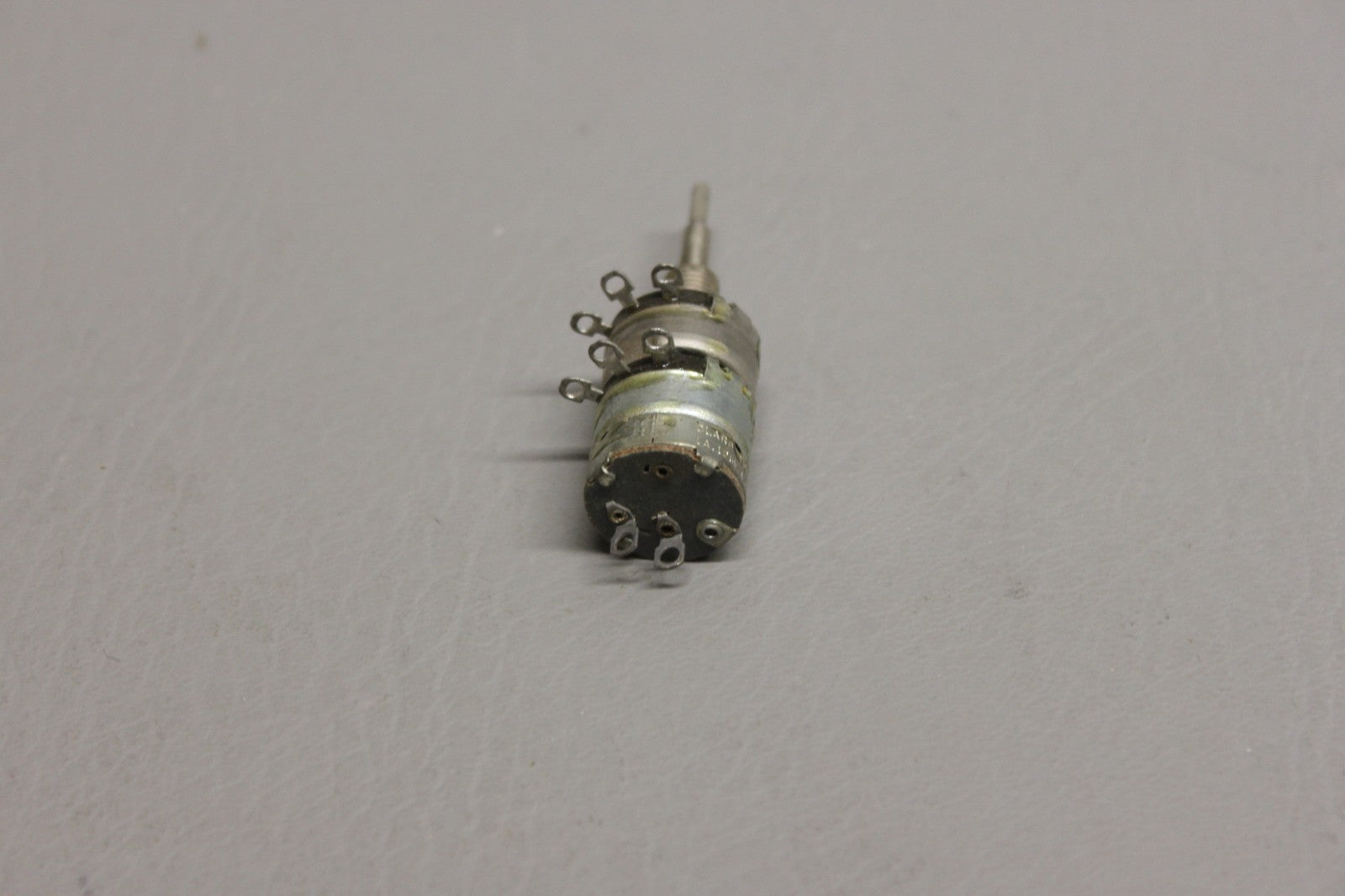 S2182-1 Cessna Switch