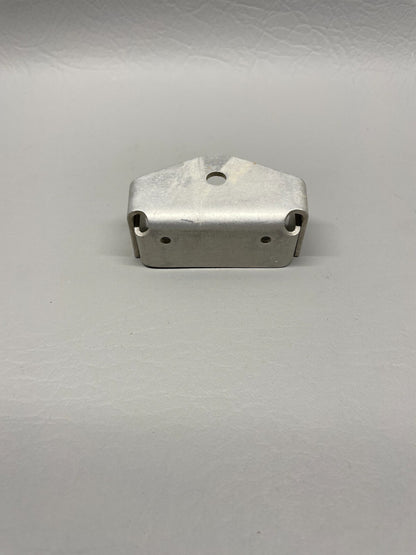 Cessna A185F Bracket Hinge Middle P/N 0732100-10 (NEW)