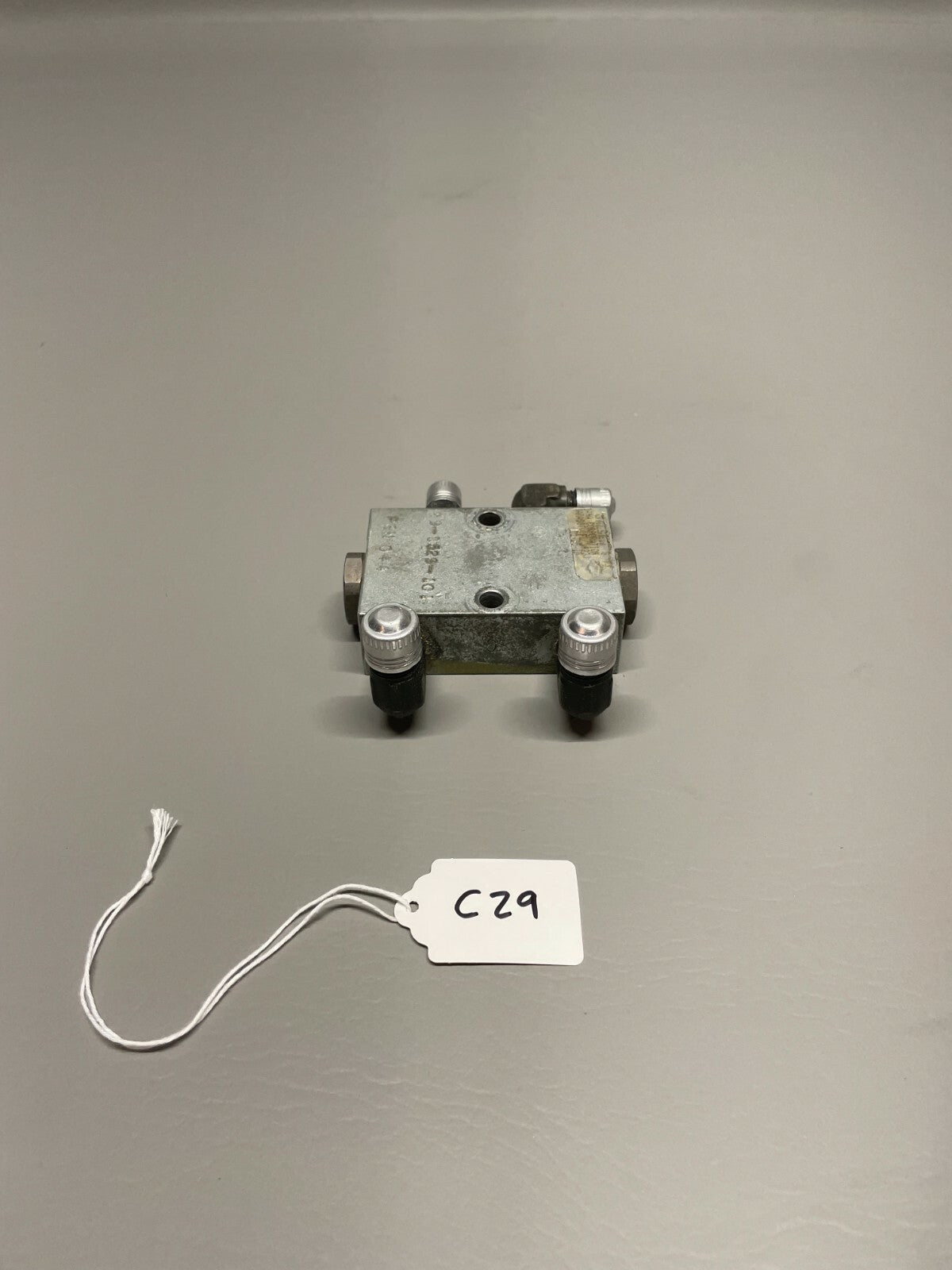 Aircraft Valve Assy P/N 29-1529-101
