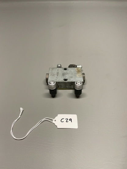 Aircraft Valve Assy P/N 29-1529-101