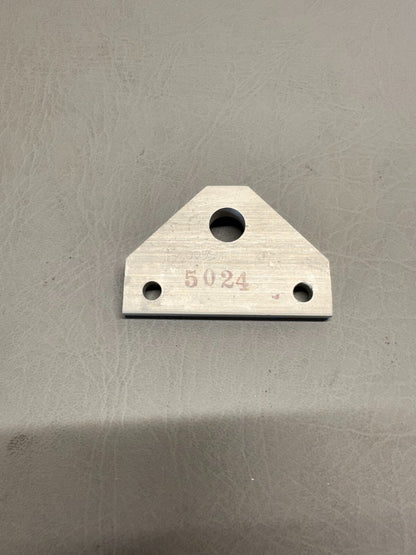 560050-000 Mooney Bracket