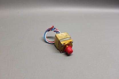 637-2 Vep Aircraft Pressure Switch (Cessna, Beechcraft)