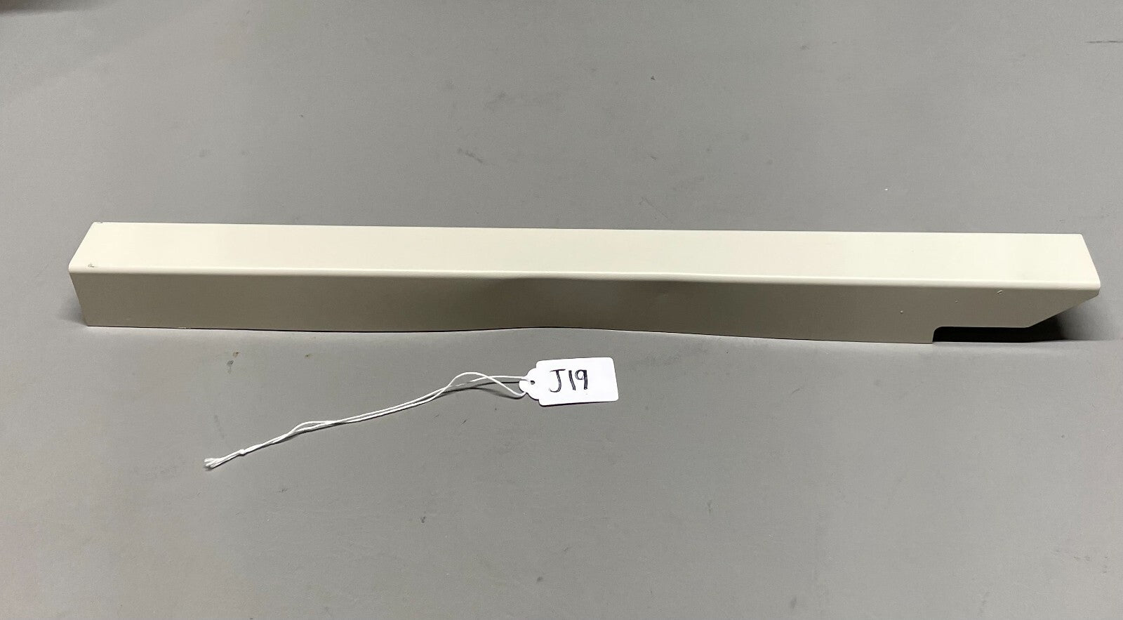 Beechcraft Trim Assy P/N 100-530383-1