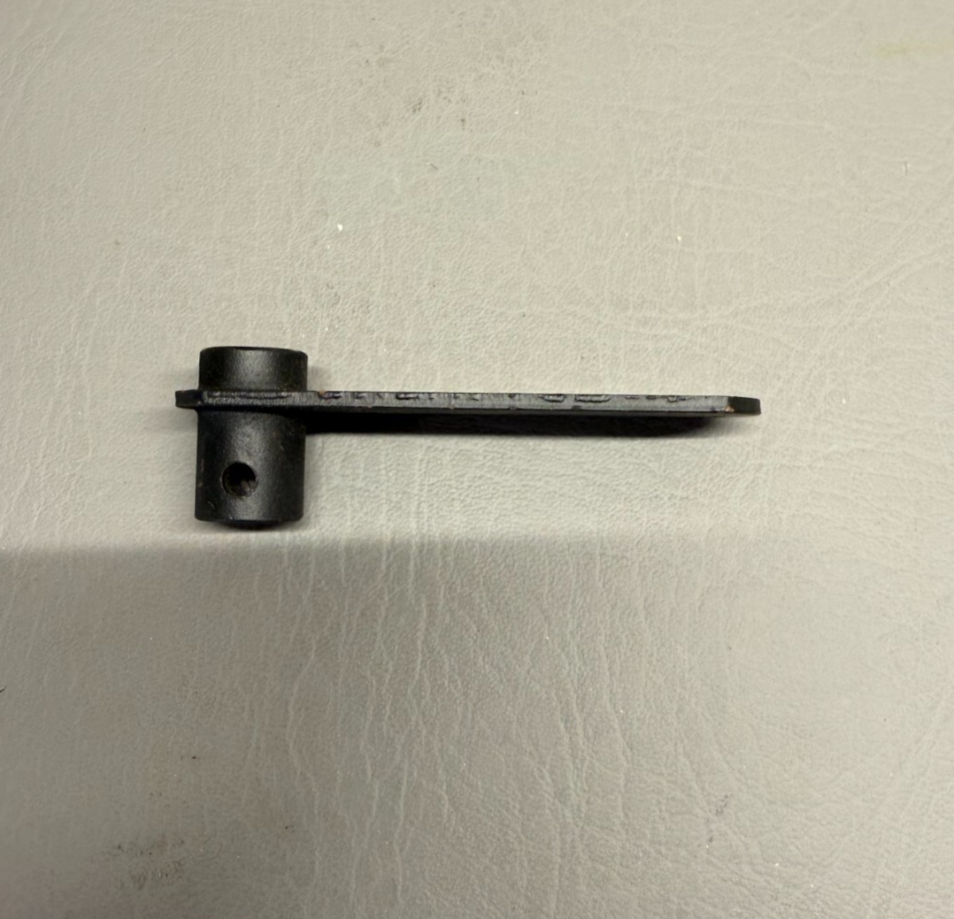 69092-002 Piper Fuel Selector Control Arm