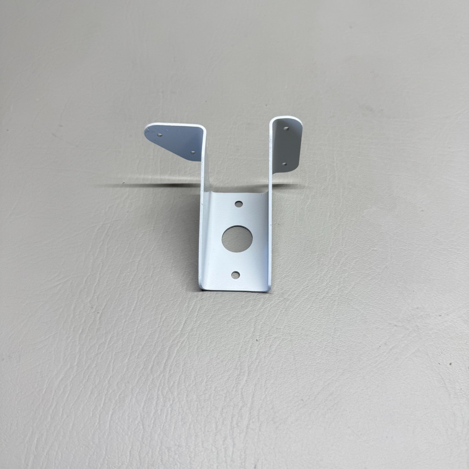 0753611-1 Cessna Shock Mount Bracket with 8130