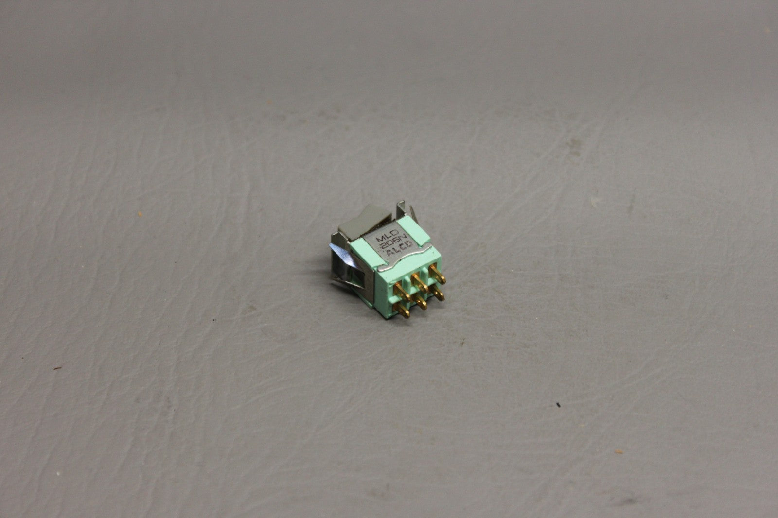 587-970 Piper Switch