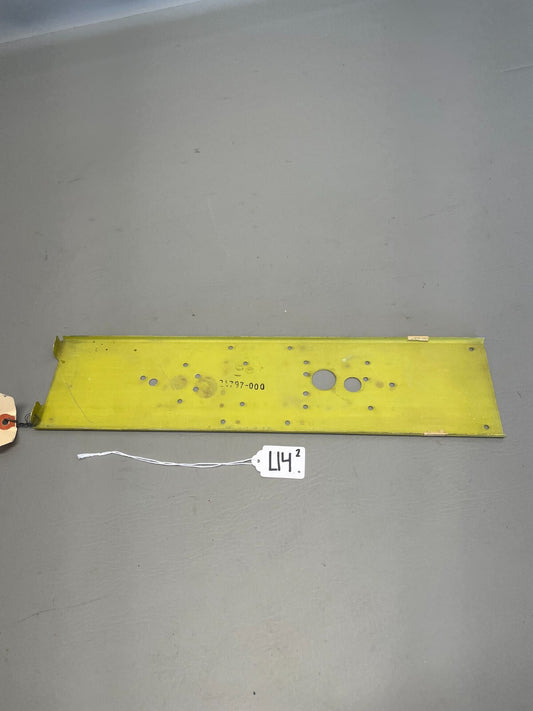 Piper Bracket Assy
