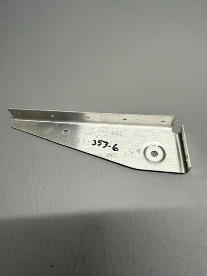 1512353-6 Cessna Bracket Hinge