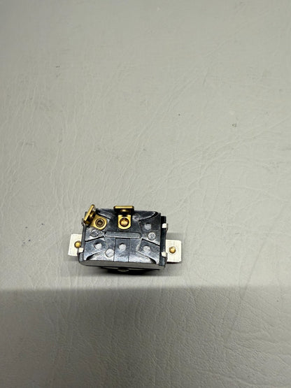 Piper Aircraft Switch Defrost P/N 99377-028 587-959