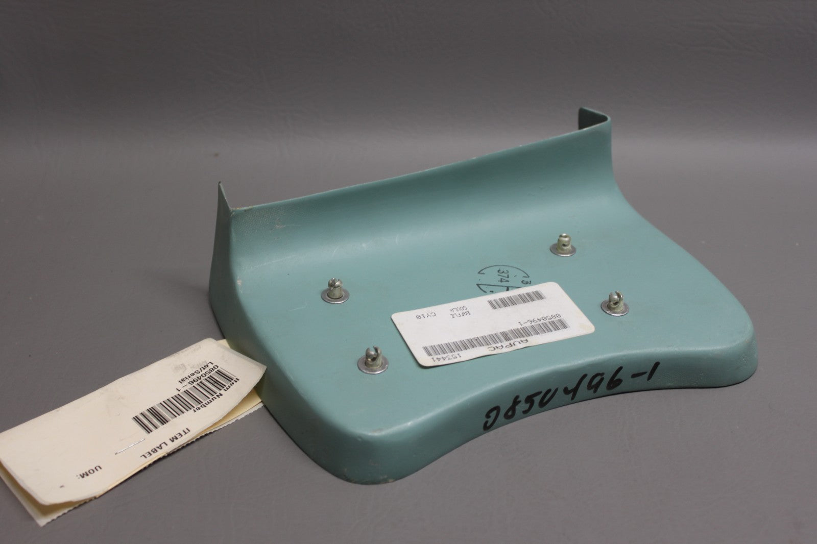 0850496-1 Cessna Baffle Assy