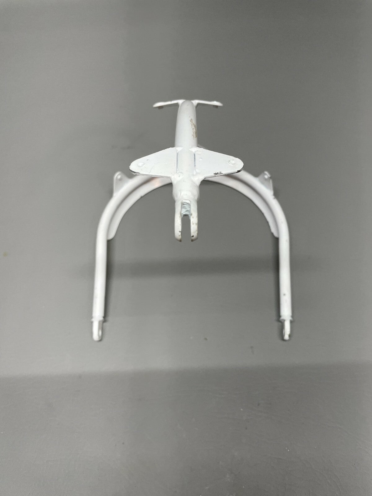 Twin Cessna Mud Scraper Assy P/N 0842000-5