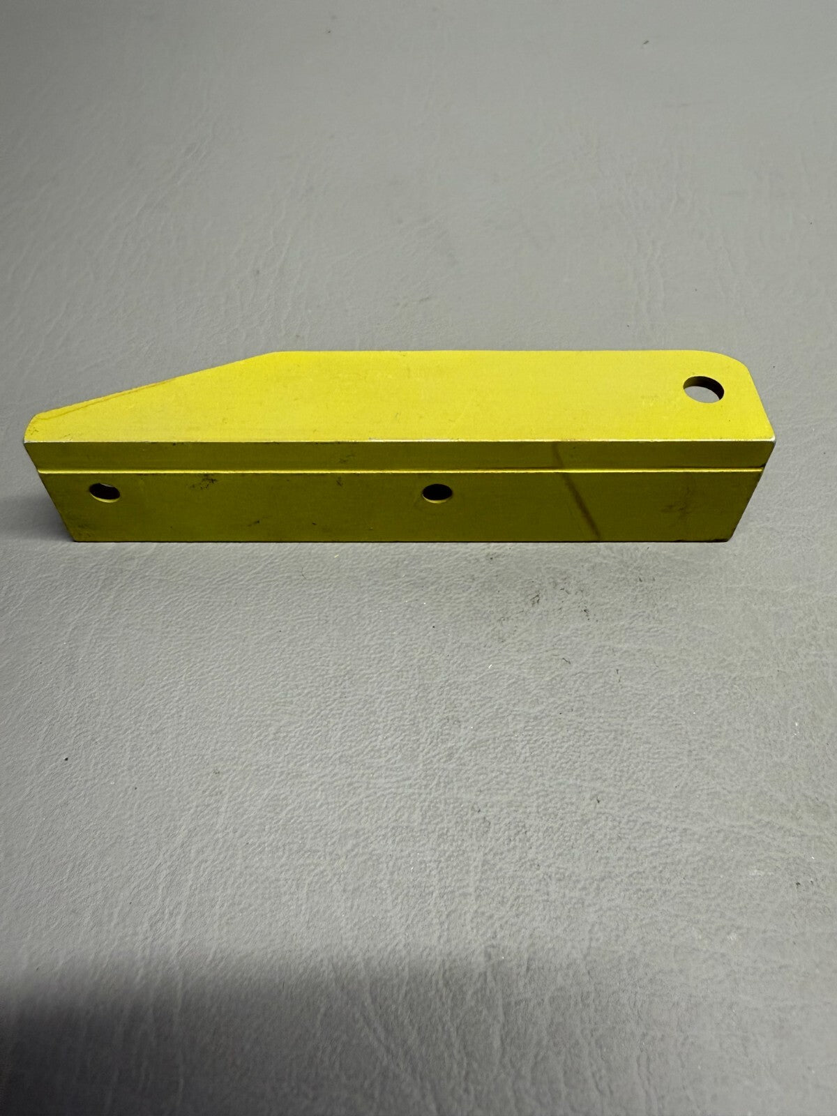 33608-002 Piper Flap Hinge