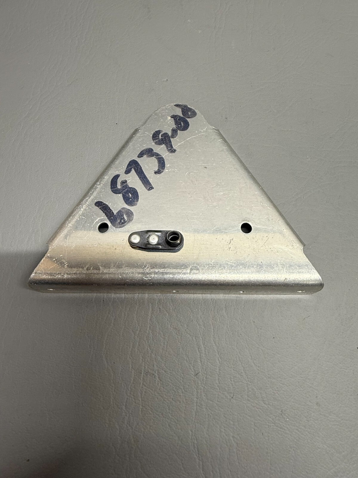Piper Bracket P/N 68739-000