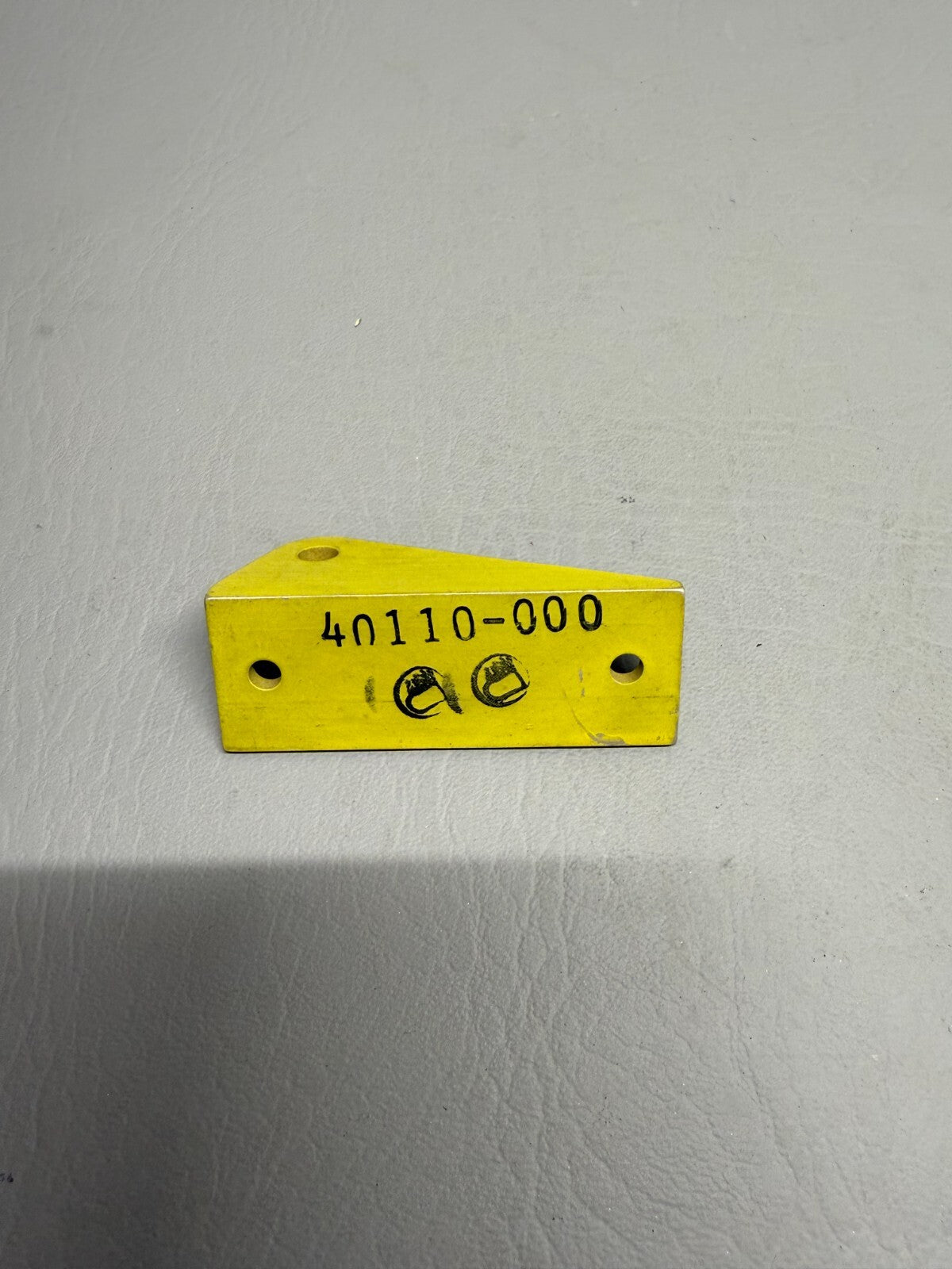 Piper Bracket Front Aileron P/N 40110-000