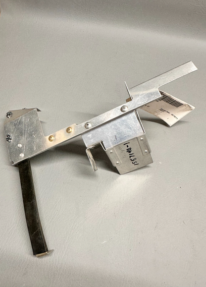 1557143-4 Cessna Baffle Assy