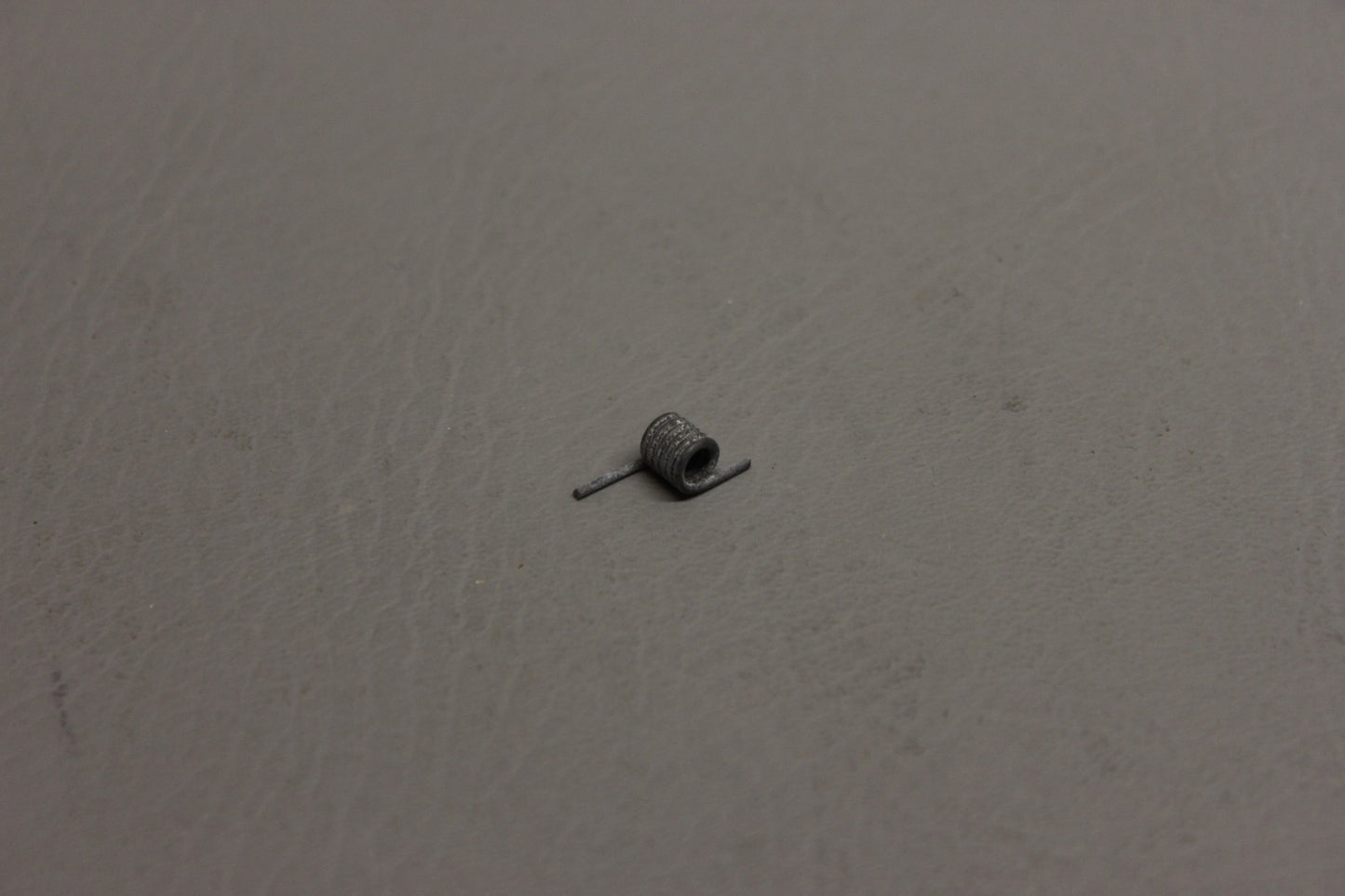 0417016-2 Cessna Spring Door