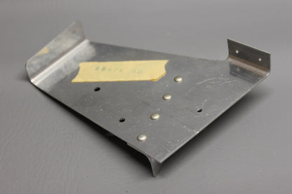 68674-000 Piper Bracket Assy