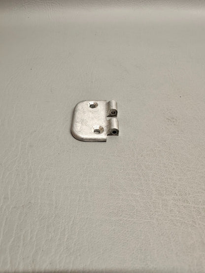 0711037-11 Cessna Hinge Half