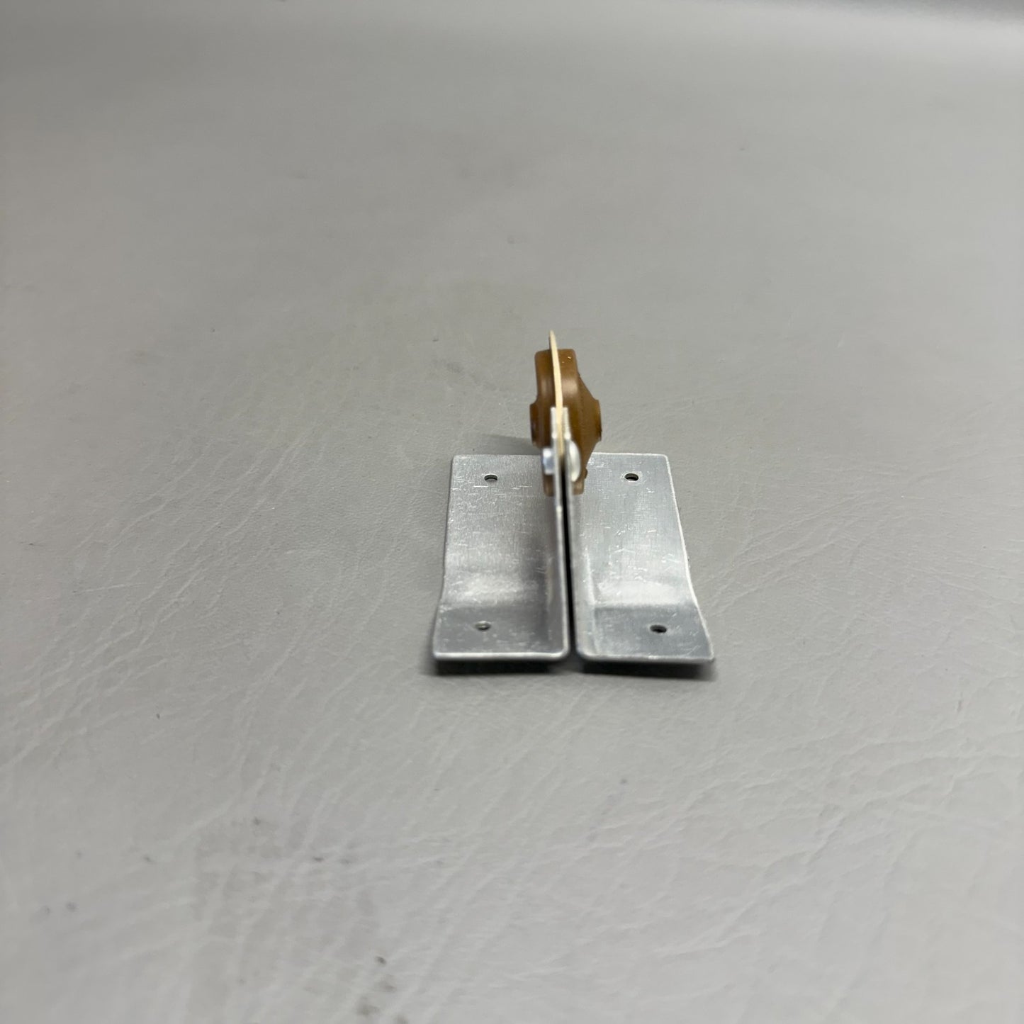 1250874-2 Cessna Bracket Assy